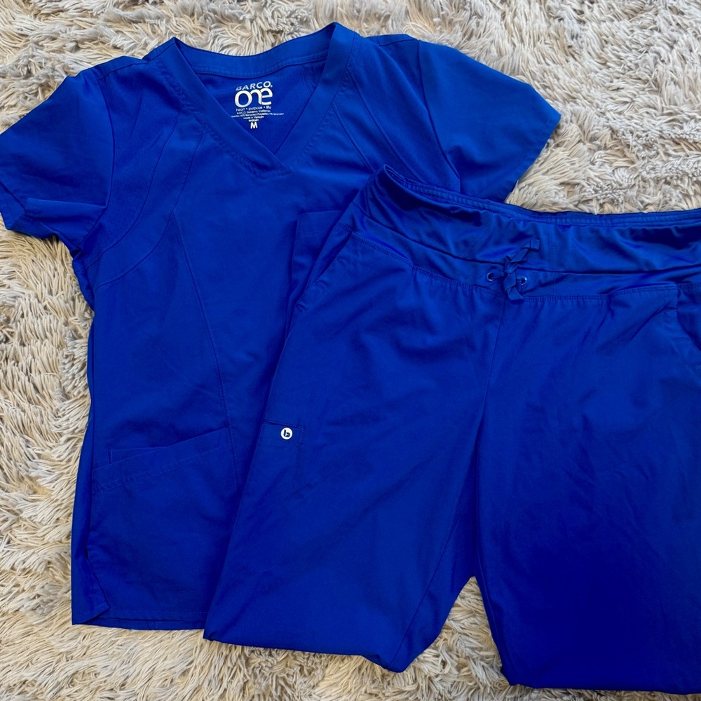 Barco One Women's Scrub Top and Shorts Set in Royal Blue